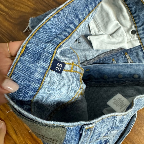 Carmar Jean shorts with black Bling - Picture 4 of 4